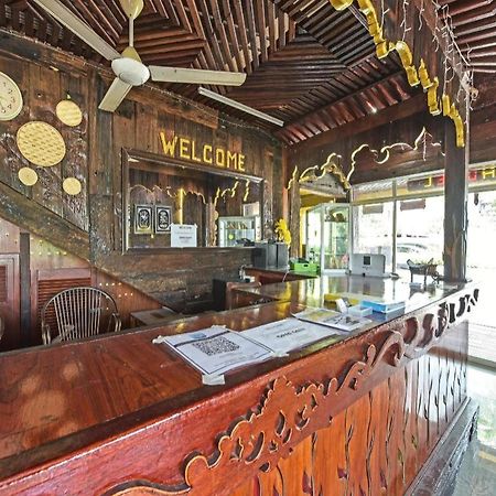Super Oyo Capital O 90659 Raintown Timbers Hotel Taiping Exterior foto