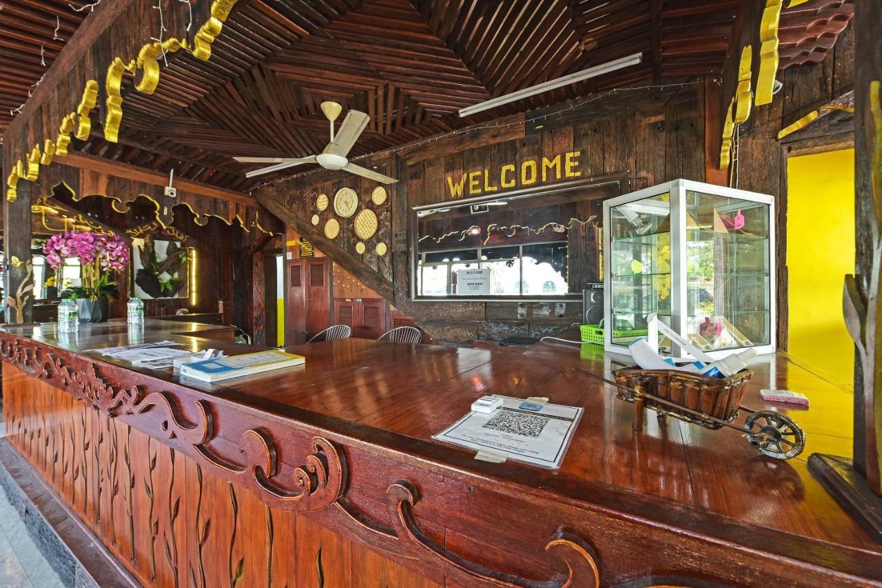 Super Oyo Capital O 90659 Raintown Timbers Hotel Taiping Exterior foto