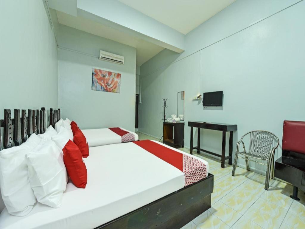 Super Oyo Capital O 90659 Raintown Timbers Hotel Taiping Exterior foto